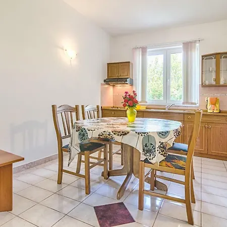 Apartment Marin Medulin